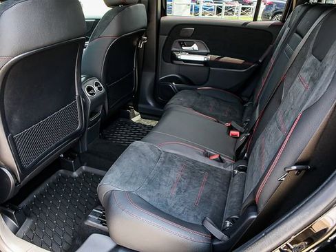 Certified 2025 Mercedes-Benz GLB 250 image 20