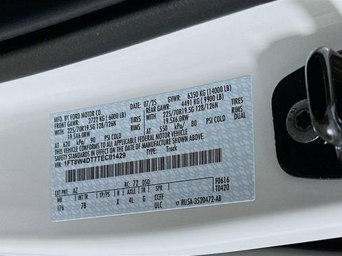 New 2026 Ford F450 Platinum image 33