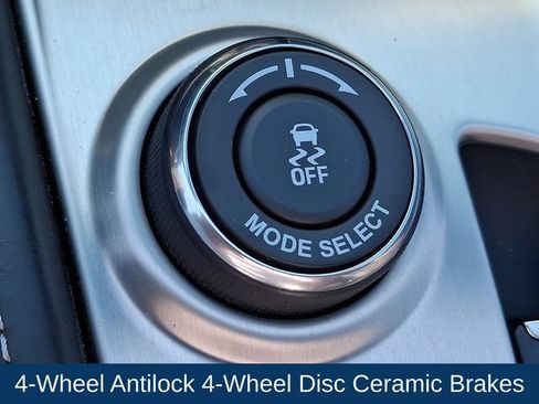 Used 2016 Chevrolet Corvette Z06 w/ 3LZ Preferred Equipment Group RWD image 16