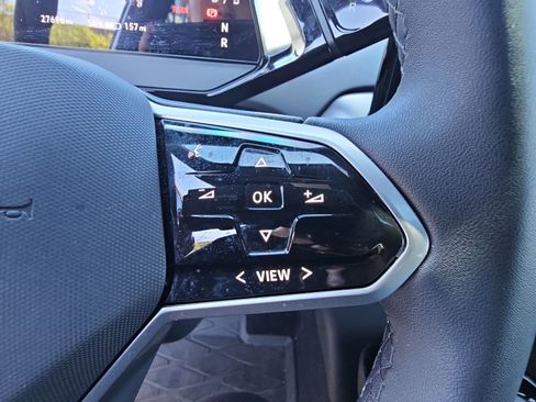Used 2023 Volkswagen ID.4 Pro RWD image 17