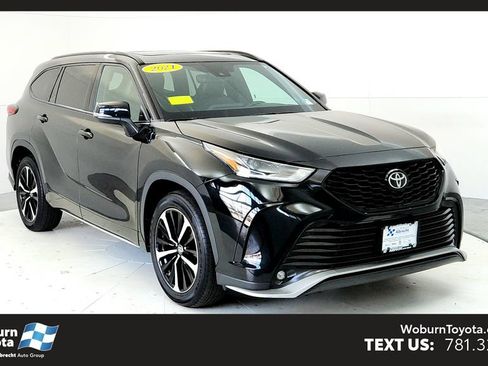 Used 2021 Toyota Highlander XSE AWD/4WD image 1