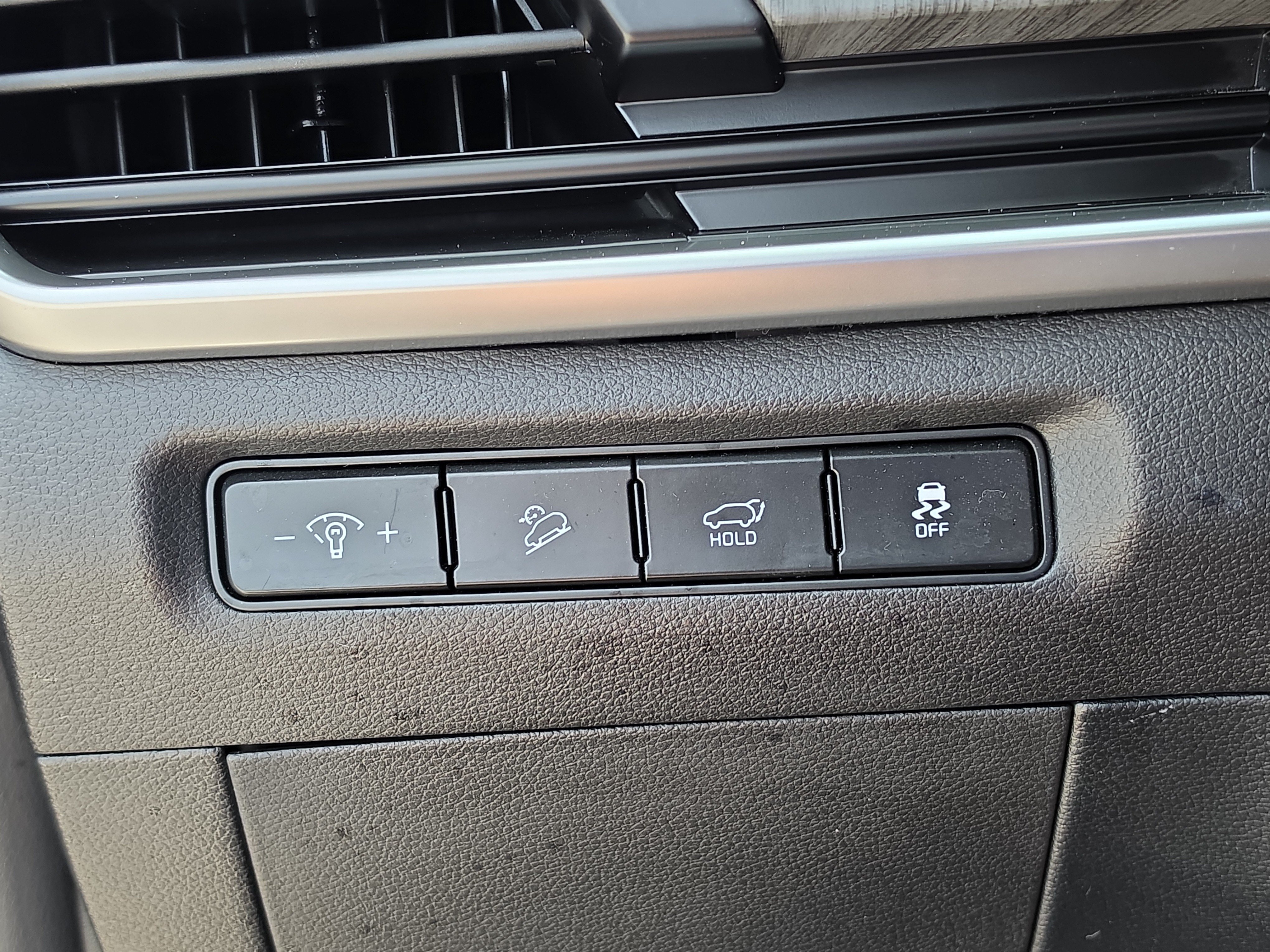 Used 2023 Kia Telluride EX w/ EX Captain's Chair Package AWD/4WD image 30
