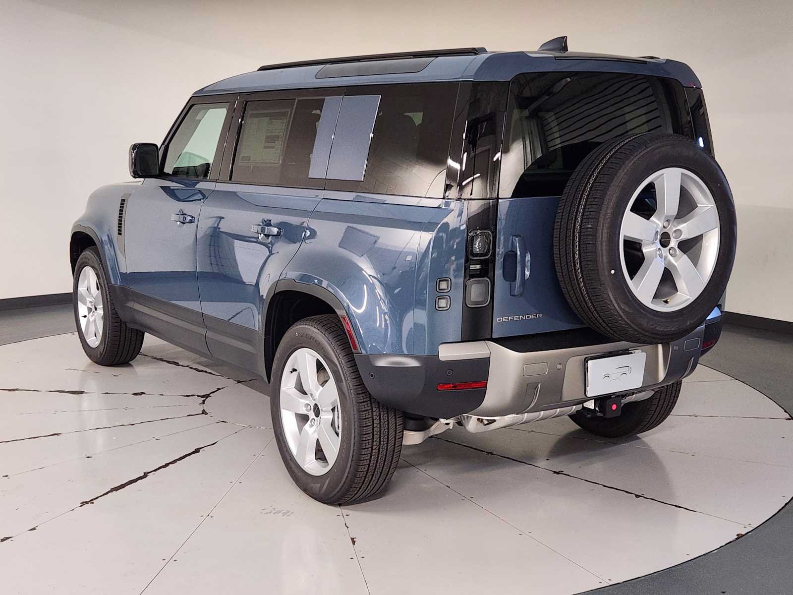 New 2026 Land Rover Defender 110 S AWD/4WD image 6