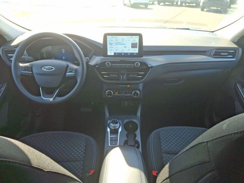 Used 2025 Ford Escape Active image 10