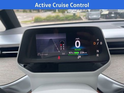 New 2025 Volkswagen ID. Buzz 1st Edition image 15