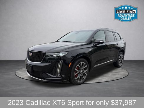 Used 2023 Cadillac XT6 Sport w/ Technology Package AWD/4WD image 7