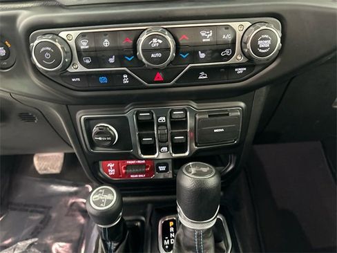 Certified 2023 Jeep Wrangler Unlimited Rubicon 4xe w/ Cold Weather Group image 29