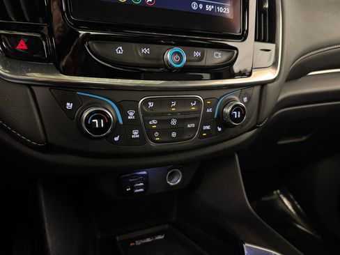 Used 2023 Chevrolet Traverse Premier w/ LPO, Floor Liner Package image 28