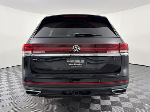 Used 2024 Volkswagen Atlas SEL AWD/4WD image 10