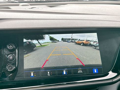 Used 2023 Buick Envision Avenir FWD image 16