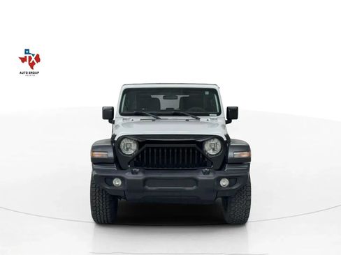 Used 2020 Jeep Wrangler Sport AWD/4WD image 7