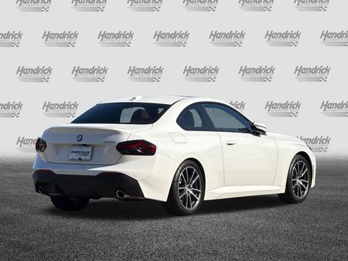 Used 2026 BMW 230i Coupe w/ Convenience Package RWD image 5
