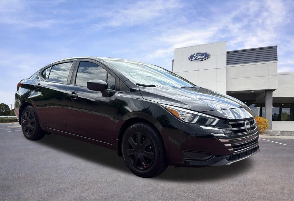 Used 2024 Nissan Versa S w/ Trunk Package FWD 360° Tour