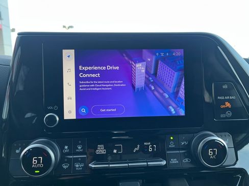 Certified 2024 Toyota Highlander LE image 22