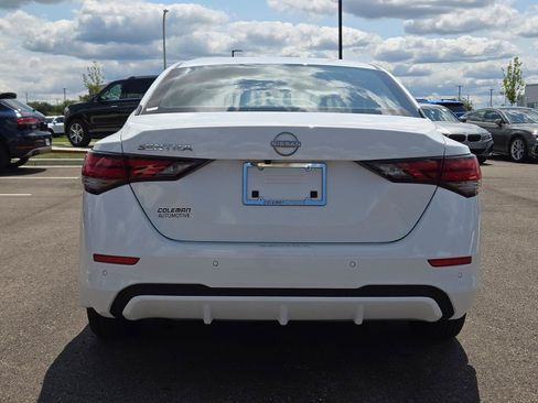 Used 2024 Nissan Sentra S FWD image 11