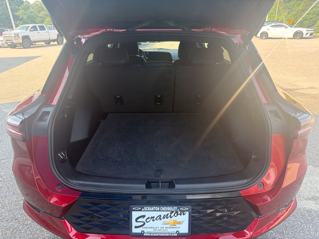 Certified 2024 Chevrolet Equinox EV RS FWD image 15