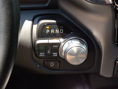 Used 2024 RAM 1500 Laramie AWD/4WD image 29
