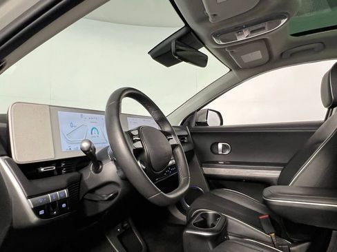 Used 2023 Hyundai Ioniq 5 Limited image 24