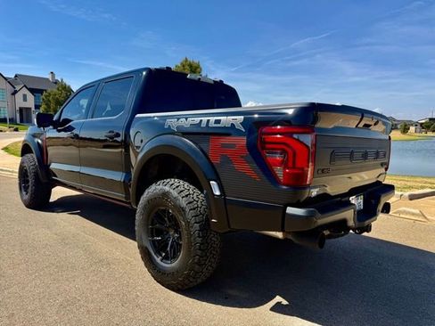 Used 2025 Ford F150 Raptor w/ Equipment Group 803A Raptor R AWD/4WD image 3