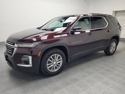 Used 2023 Chevrolet Traverse LT AWD/4WD image 2