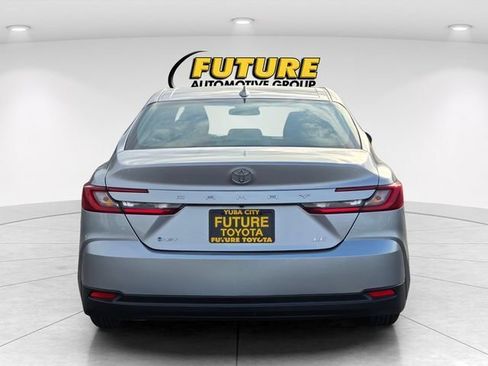 Used 2025 Toyota Camry LE FWD image 6