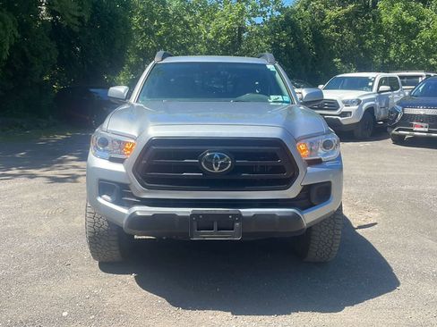 Used 2023 Toyota Tacoma SR AWD/4WD image 13