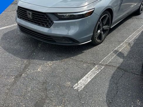 Used 2023 Honda Accord Sport image 1