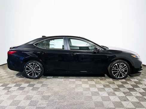 New 2026 Toyota Camry XLE image 9