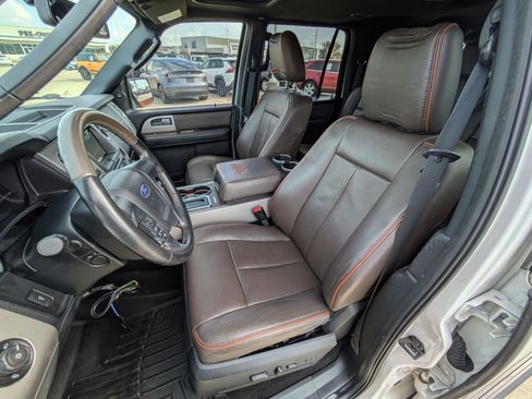 Used 2017 Ford Expedition EL King Ranch image 15