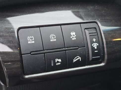 Used 2013 Kia Sorento LX w/ Convenience Pkg image 15