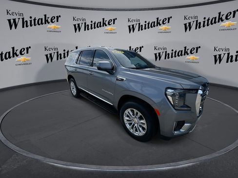 Used 2021 GMC Yukon SLT w/ SLT Luxury Plus Package AWD/4WD image 2