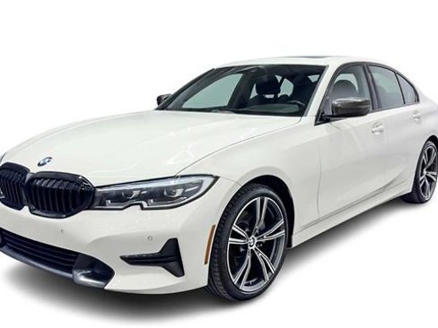 Used 2021 BMW 330i Sedan w/ Premium Package image 5