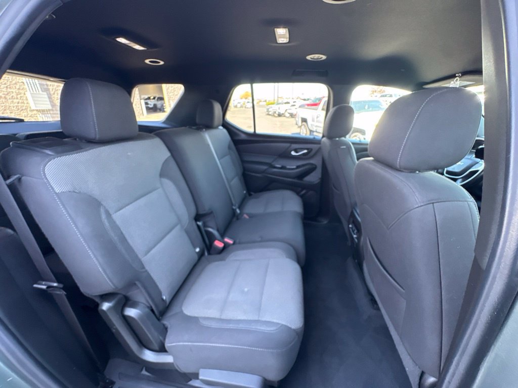 Used 2023 Chevrolet Traverse LT AWD/4WD image 39