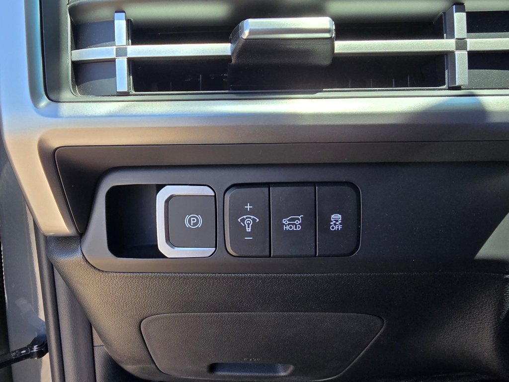 Used 2026 Hyundai Santa Fe SE AWD/4WD image 19