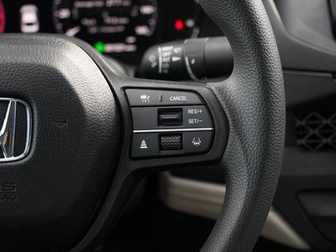 Used 2025 Honda Accord LX image 21