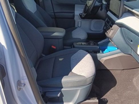 New 2025 Ford Maverick XLT w/ XLT Luxury Package image 28