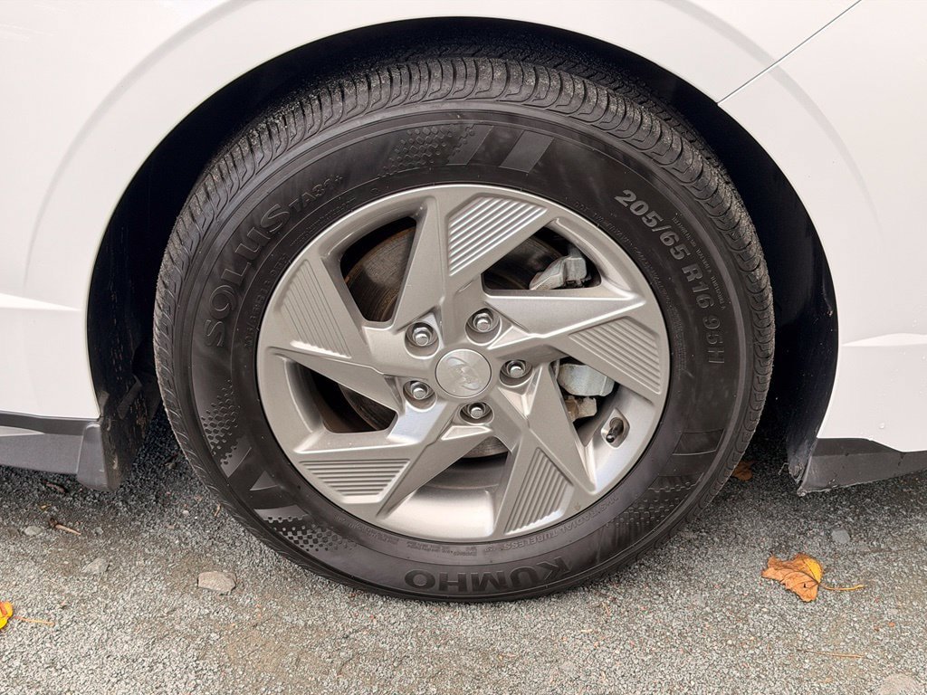 Certified 2026 Hyundai Sonata SE FWD image 8