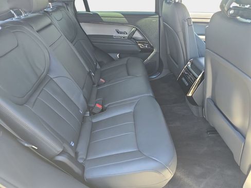 Certified 2025 Land Rover Range Rover Sport S image 11