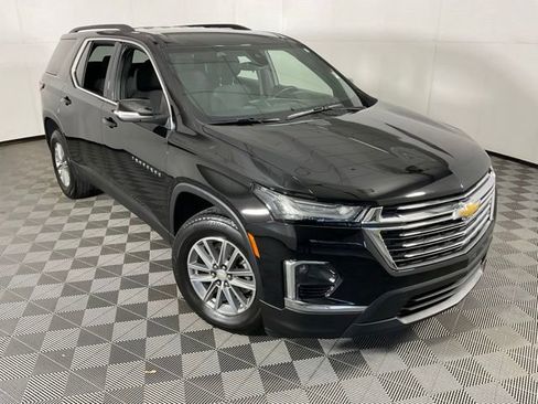 Used 2023 Chevrolet Traverse LT FWD image 48