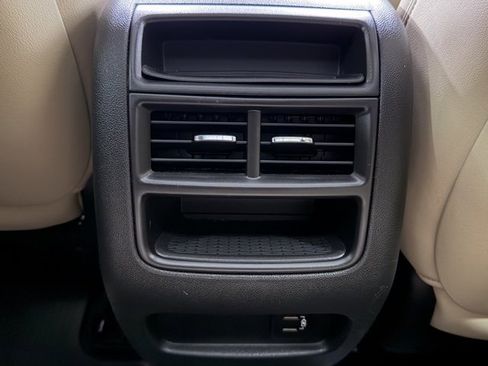 Used 2019 Cadillac XT5 Luxury image 23