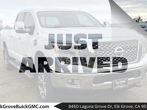 Used 2018 Nissan Titan SL w/ Chrome Package image 1