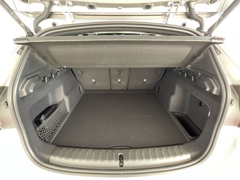 New 2026 BMW X1 xDrive28i w/ Convenience Package image 32