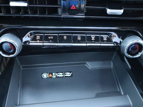New 2026 Chevrolet Tahoe Z71 w/ Z71 Off-Road Package AWD/4WD image 13