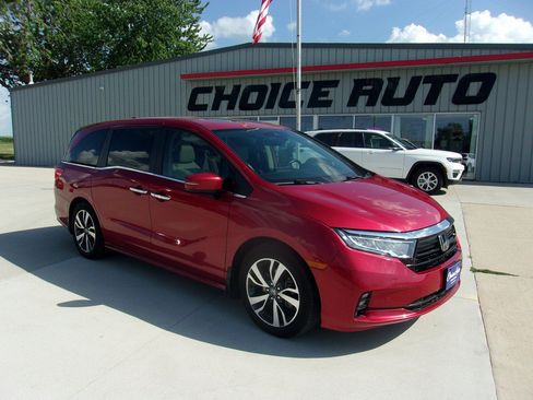 Used 2022 Honda Odyssey Touring image 1