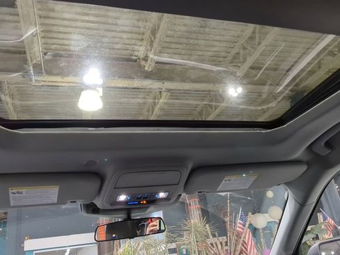 Used 2023 Ford Explorer XLT w/ Equipment Group 202A image 14