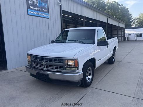 Used 1998 Chevrolet Silverado 1500 2WD Regular Cab w/ Convenience Group image 11