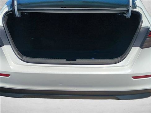 Used 2024 Honda Accord EX image 6