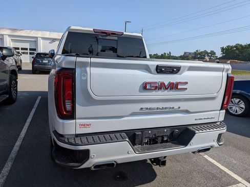 Used 2024 GMC Sierra 1500 Denali w/ Denali Reserve Package AWD/4WD image 8