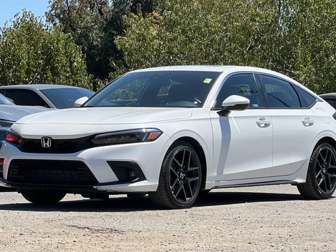 Used 2024 Honda Civic Sport Touring image 8