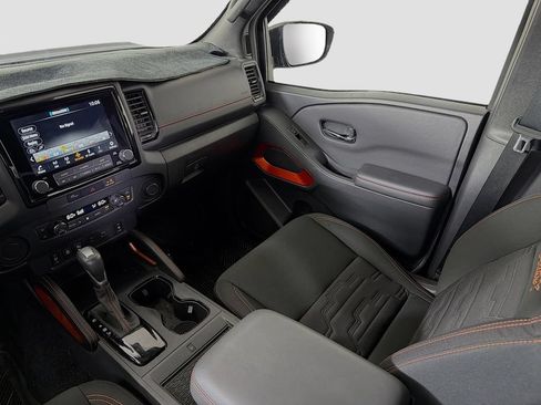 Used 2024 Nissan Frontier Pro-X w/ Pro Convenience Package RWD image 24